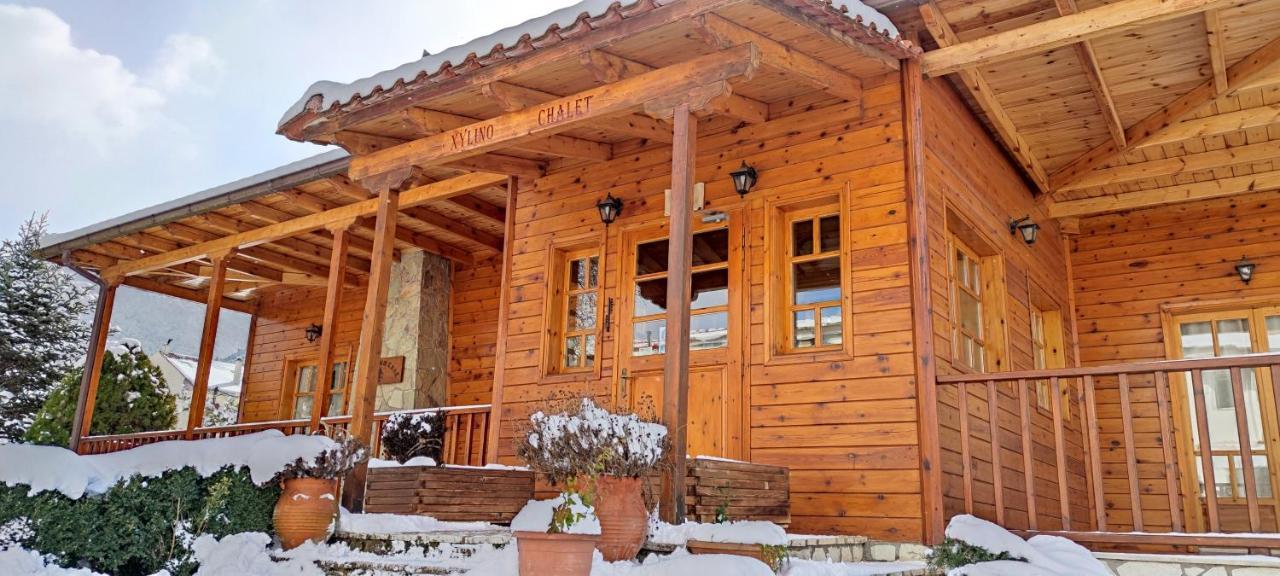 Xylino Chalet Калаврита Экстерьер фото